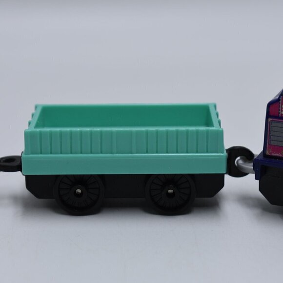 Ashima - Thomas & Friends Adventures Die-Cast Train Tank Engine Toy Figure 2015 - Picture 7 of 9